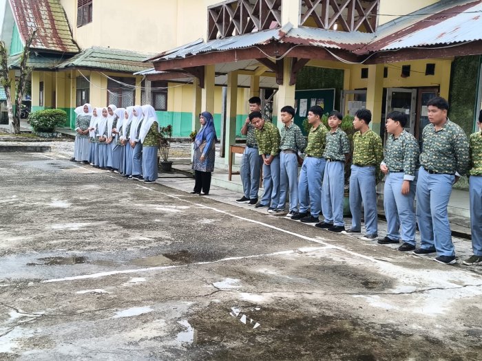 Siswa MAN 1 Sarolangun Siap Pimpin Sholawat Bersama