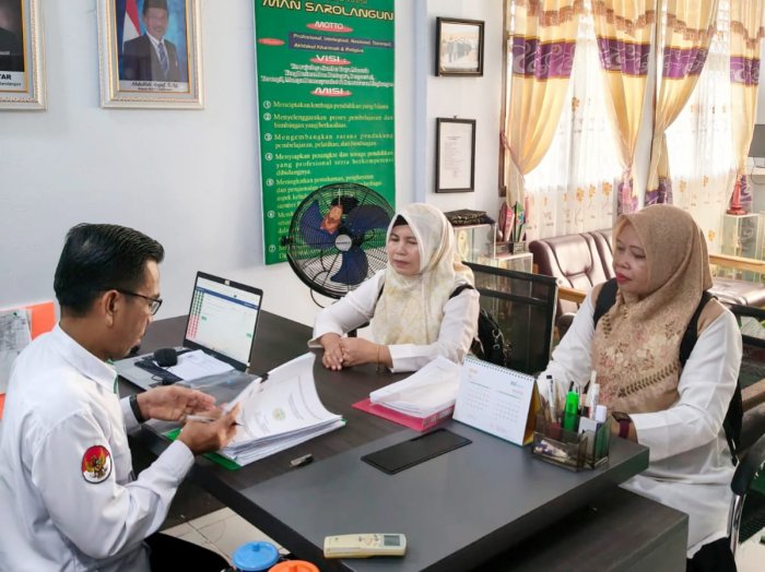 Guru MAN 1 Sarolangun Siapkan Perangkat Pembelajaran Tahun Ajaran 2026/2027