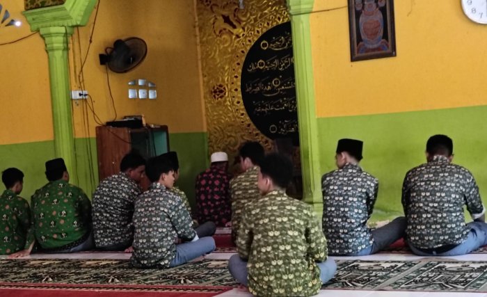 MAN 1 Sarolangun Perkuat  Karakter Siswa Melalui Sholat Dzuhur Berjamaah