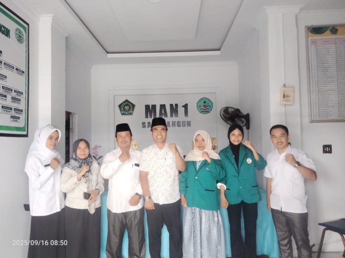 Siswa MAN 1 Sarolangun Berprestasi: Ikuti Launching Akademi Keluarga Indonesia oleh BKKBN Siswa MAN 1 Sarolangun Berprestasi: Ikuti Launching Akademi Keluarga Indonesia oleh BKKBN