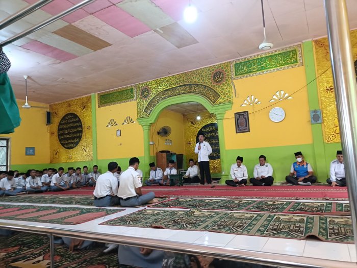 MAN 1 Sarolangun Gelar Yasinan untuk Orang Tua Guru MAN 1 Sarolangun Gelar Yasinan untuk Orang Tua Guru