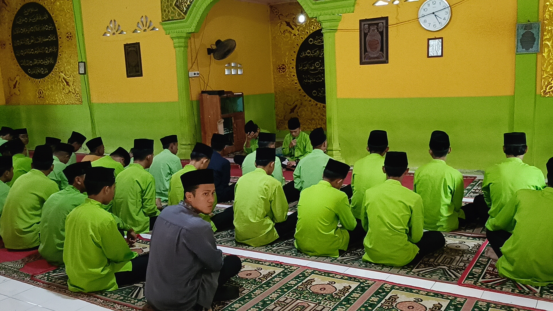 Yasinan dan Tahlilan Awali Agenda Jum'at pagi di MAN 1 Sarolangun 