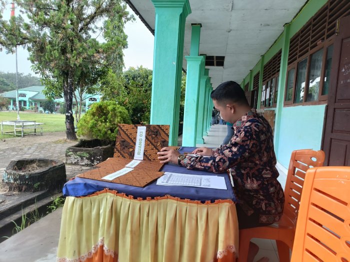 Panitia MAN 1 Sarolangun Pastikan Asesmen Hari Kedua Lancar Panitia MAN 1 Sarolangun Pastikan Asesmen Hari Kedua Lancar