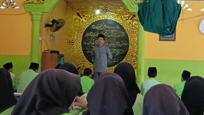 Penuh Hikmah, Yasinan Pagi MAN 1 Sarolangun Diisi Arahan Kepala Madrasah Penuh Hikmah, Yasinan Pagi MAN 1 Sarolangun Diisi Arahan Kepala Madrasah