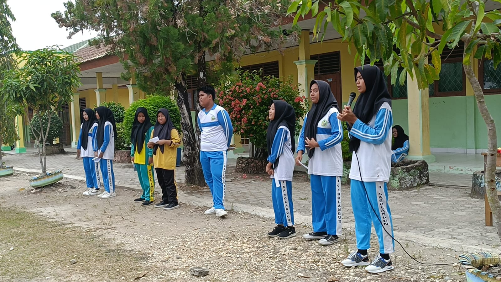 Penyampaian Visi Misi dari Calon Ketua dan Wakil Ketua OSIM MAN 1 Sarolangun