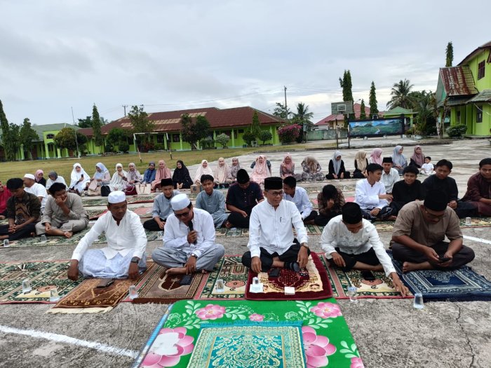 Semarak Muharram 1448 H, MAN 1 Sarolangun Gelar Doa Bersama Sambut Tahun Baru Islam Semarak Muharram 1448 H, MAN 1 Sarolangun Gelar Doa Bersama Sambut Tahun Baru Islam