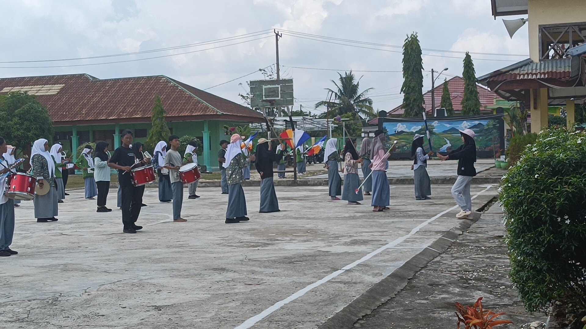 DRAMBEN MAN 1 SAROLANGUN 