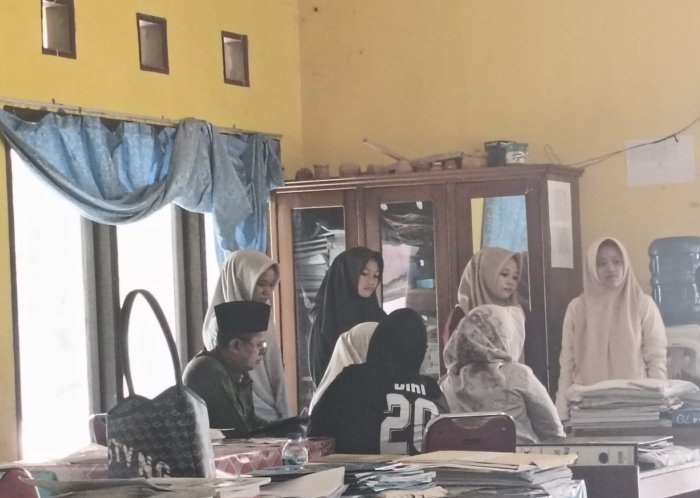 Wali Kelas XA Ajak Orang Tua Bahas Disiplin Siswa