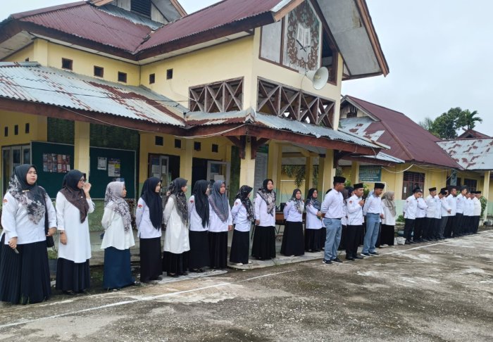Semangat Baru, MAN 1 Sarolangun Gelar Apel Pagi dan Halal Bihalal Pasca Lebaran