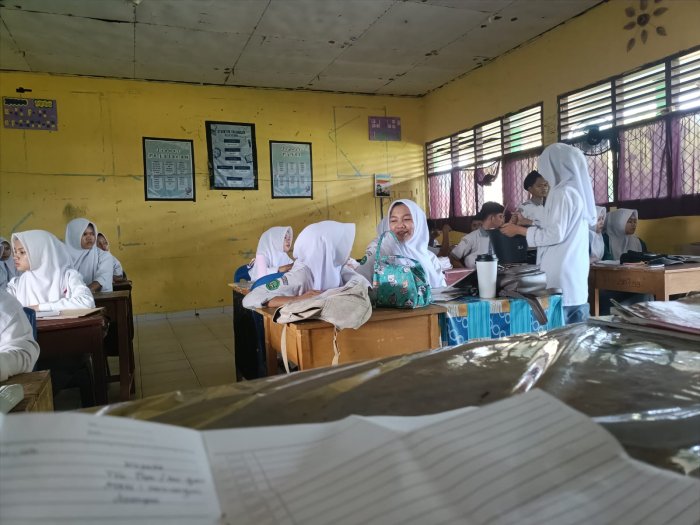 OSIM MAN 1 Sarolangun Gelar Aksi Beras Duka