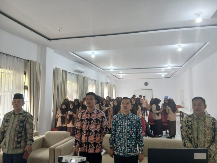 Siswa Kelas XII MAN 1 Sarolangun Antusias Ikuti Webinar Strategi Lulus PTN/PTKIN Oleh Dinas Pendidikan dan Kemenag Jambi
