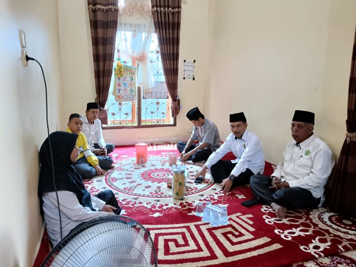 Keluarga MAN 1 Sarolangun Hadiri Walimatussafar Haji Keluarga MAN 1 Sarolangun Hadiri Walimatussafar Haji
